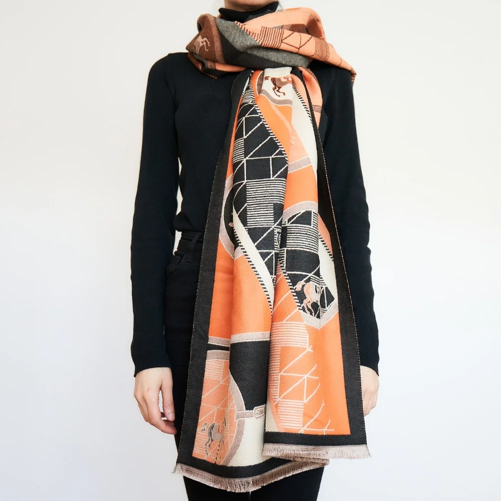 Scarf size 65cm ×185cm - Picture 1 of 2